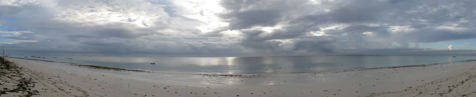 Diani Beach — photograph 7