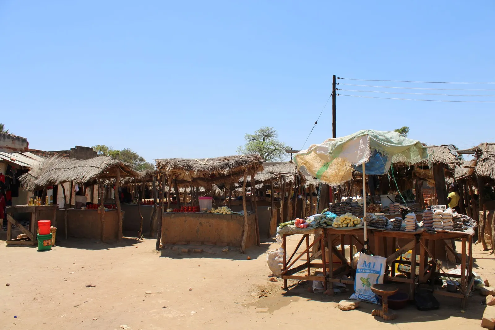Kariakoo Market — photograph 5