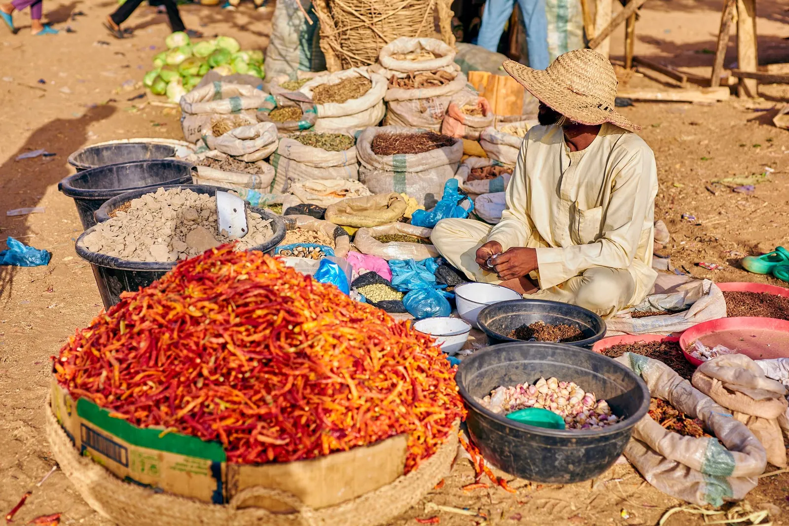 Kariakoo Market — photograph 6