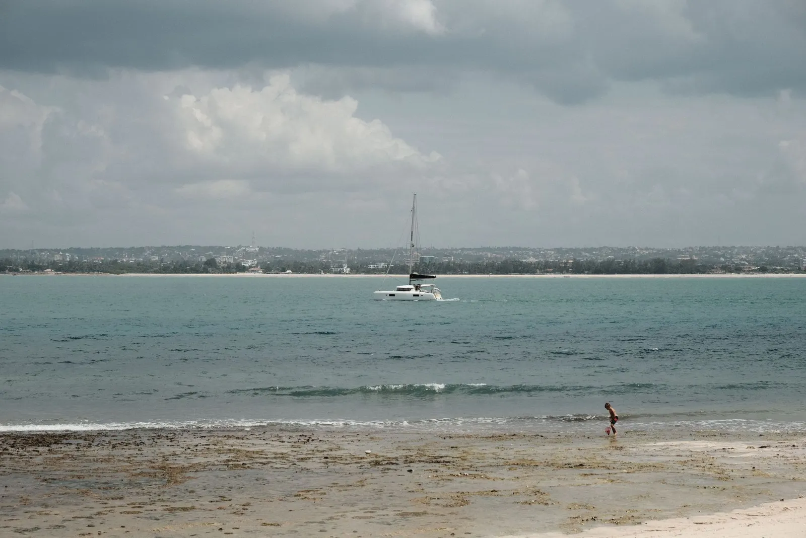 Msasani Peninsula — photograph 10