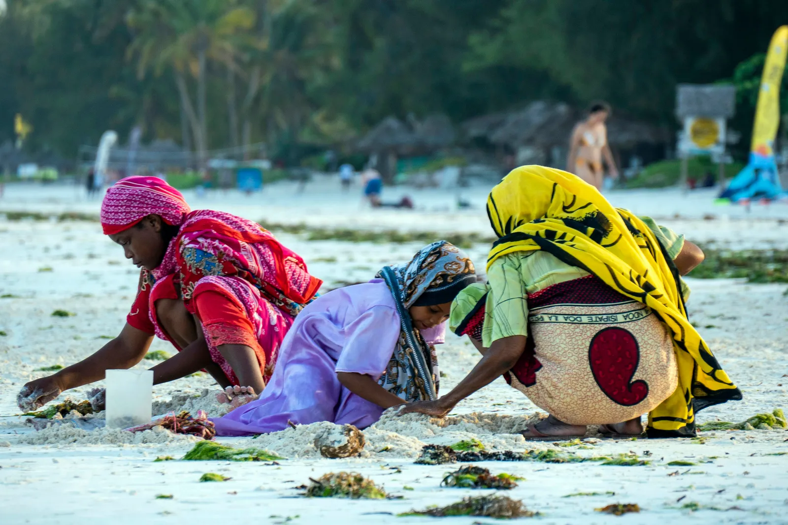 Wide flats and shallow water on the shore at Paje
